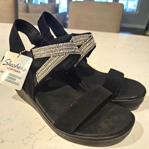 Skechers/Sandals.. NWT